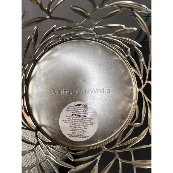 Bath and Body Works Metal 3 Wick Candle Holder - Picture 4 of 6